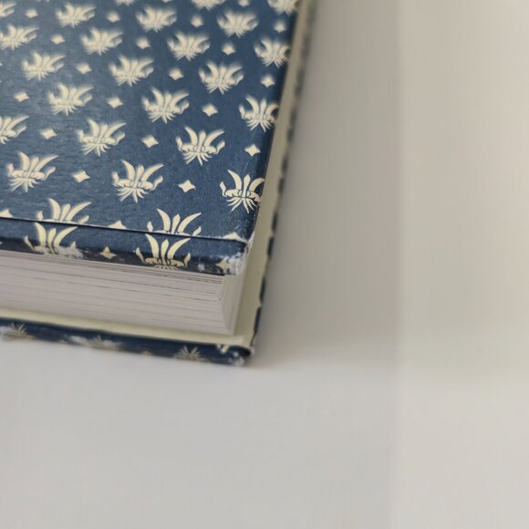 Mast Brothers Chocolate: A Family Cookbook | First Printing | Hardcover - Picture 12 of 14